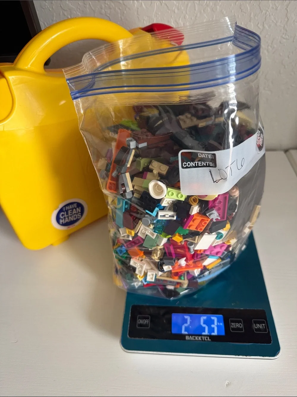 LEGO 2.5 lb Bag of Mixed Bricks - Multicolor, yellow travel case included